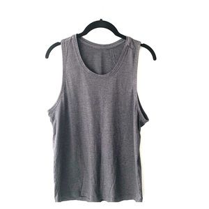 lululemon tank.